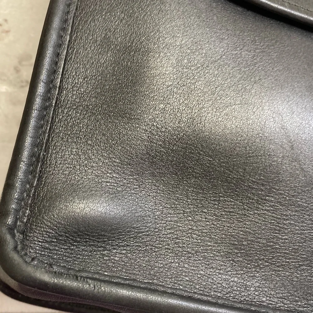 Coach vintage black leather Willis bag